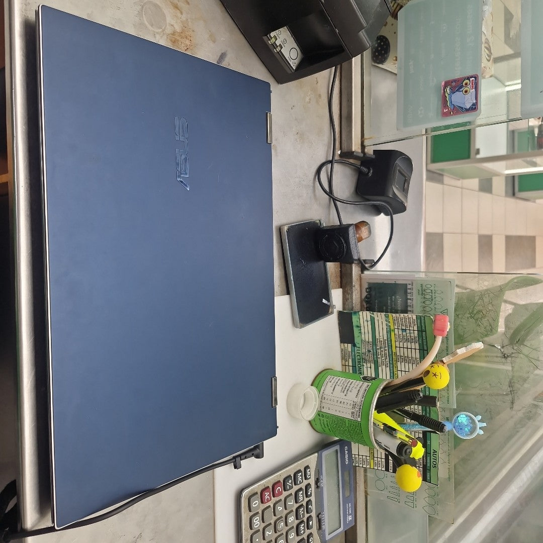 LAPTOP ASUS ZENBOOK FLIP 15 Q529Z (2 EN 1) (2022) 512 GB SSD 16 GB RAM (SEMINUEVO)