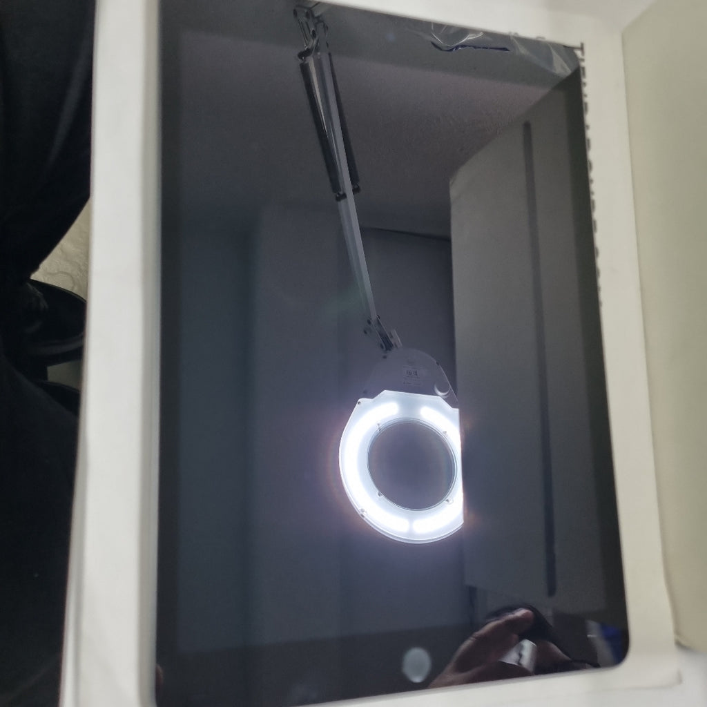 TABLETA APPLE IPAD 9 A2602 256 GB 3 GB RAM (SEMINUEVO)