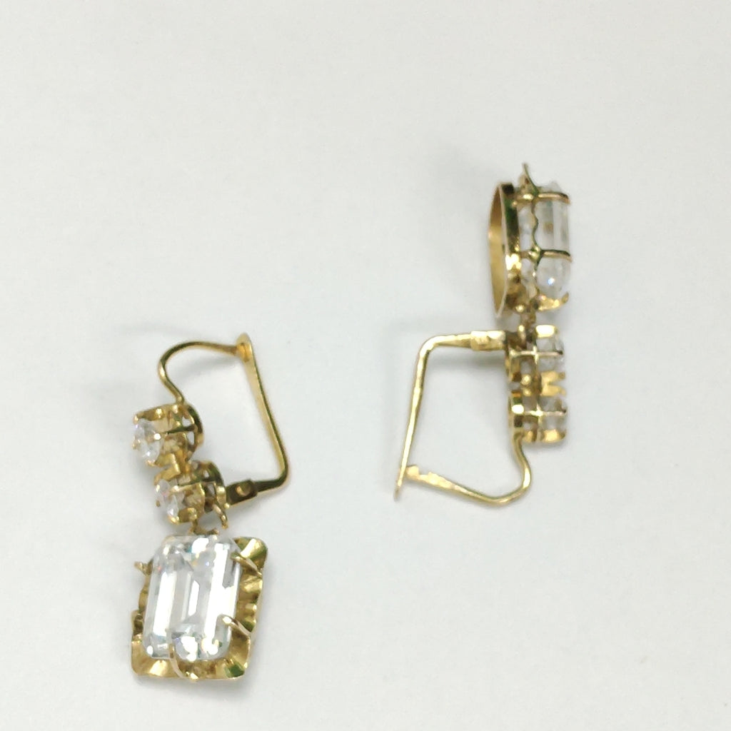 ARETES PAR ORO 14 K 5.7 GRMS (SEMINUEVO)