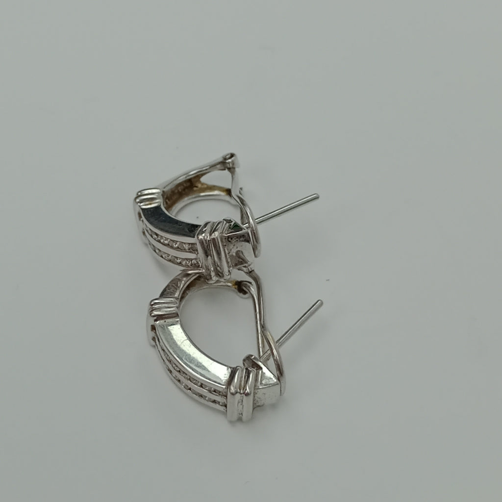ARETES PAR ORO BLANCO 10 K 6 GRMS (SEMINUEVO)