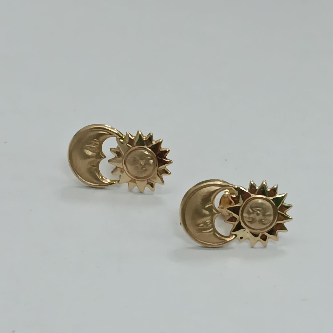ARETES PAR ORO 14 K 2.8 GRMS (SEMINUEVO)