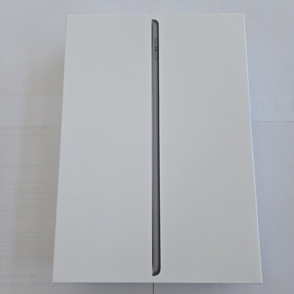 TABLETA APPLE IPAD 9 A2602 64 GB 3 GB RAM (SEMINUEVO)