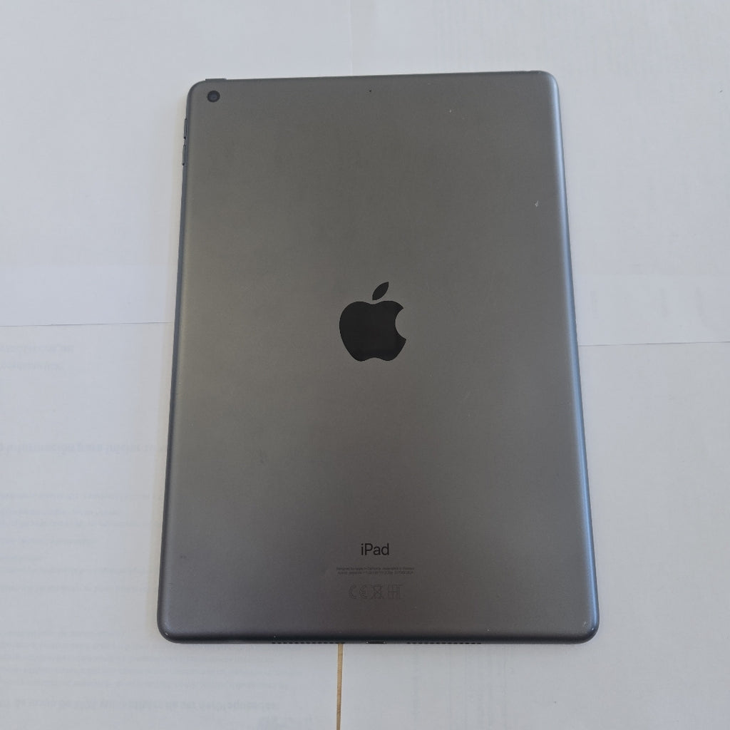 TABLETA APPLE IPAD 9 A2602 64 GB 3 GB RAM (SEMINUEVO)