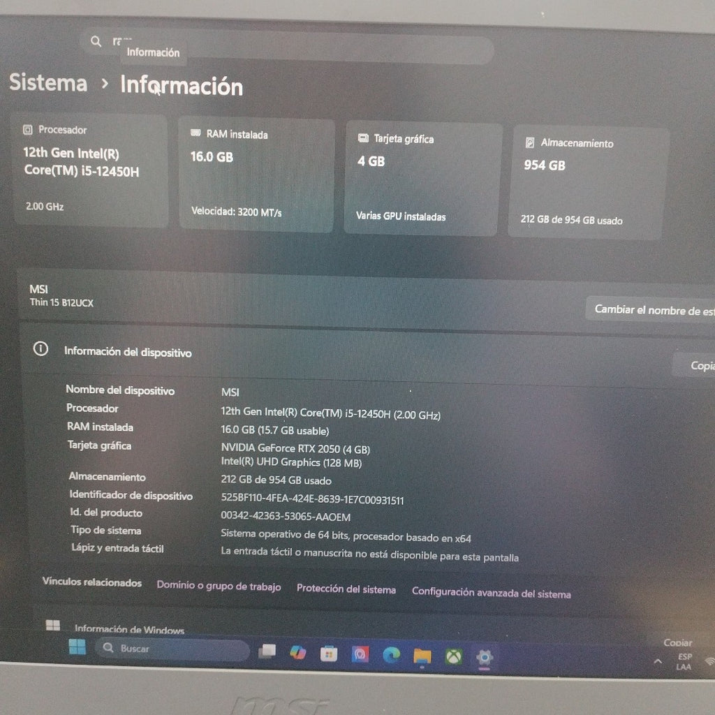 LAPTOP MSI THIN 15 B12UCX-2218MX (2024) 512 GB SSD 16 GB RAM (SEMINUEVO)