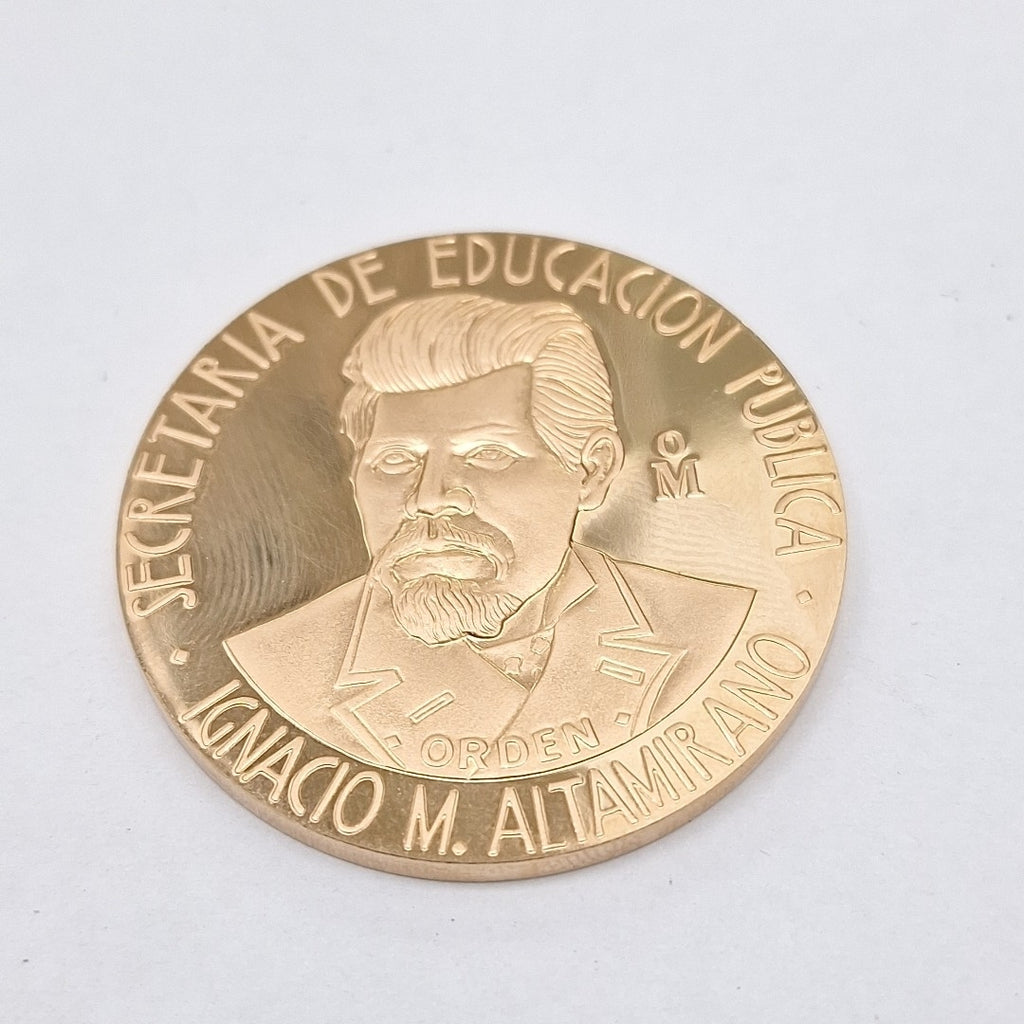 MEDALLA CONMEMORATIVA ORO 21 K 41,90 GRMS (SEMINUEVO)