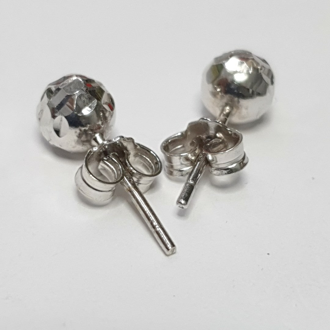 BROQUELES PAR ORO BLANCO 14 K 1.3 GRMS (SEMINUEVO)