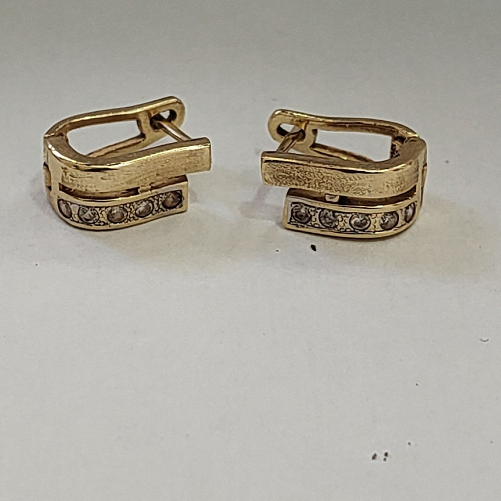 ARETES PAR ORO 14 K 3.9 GRMS (SEMINUEVO)