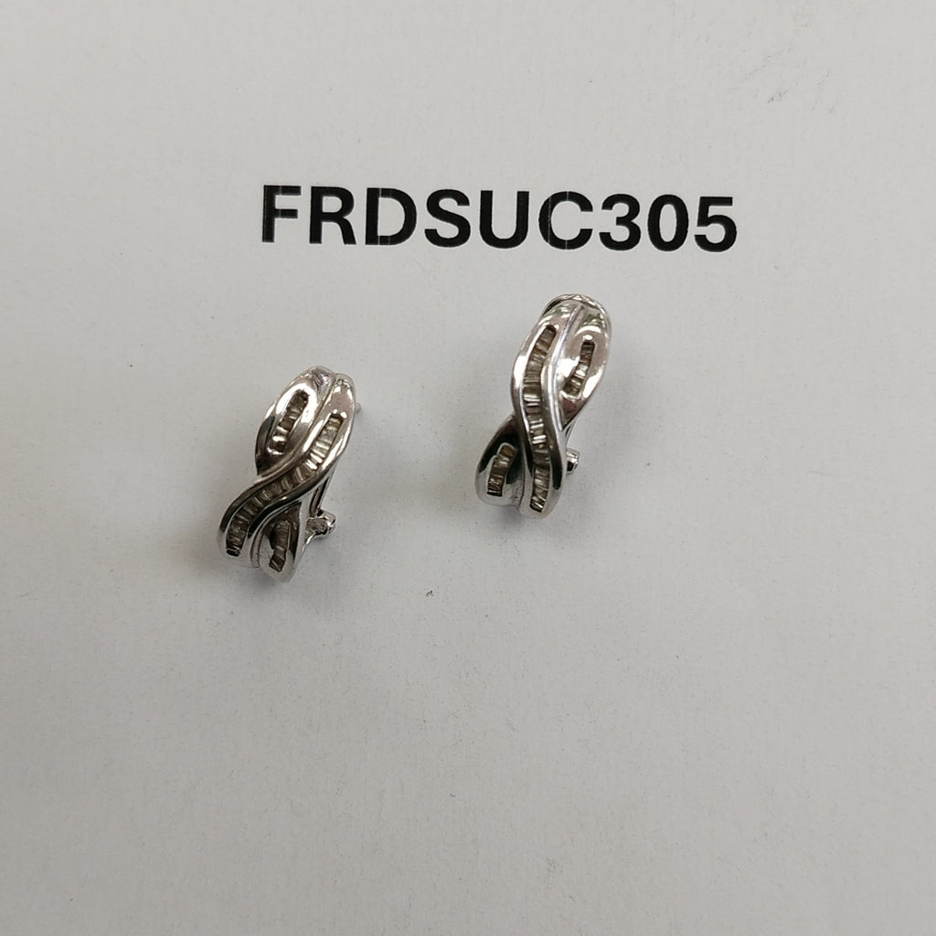 ARETES PAR ORO BLANCO 10 K 4.7 GRMS (SEMINUEVO)