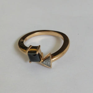ANILLITO ORO 18 K 3.7 GRMS (SEMINUEVO)