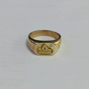 ANILLO CONMEMORATIVO ORO 8 K 7,50 GRMS (SEMINUEVO)