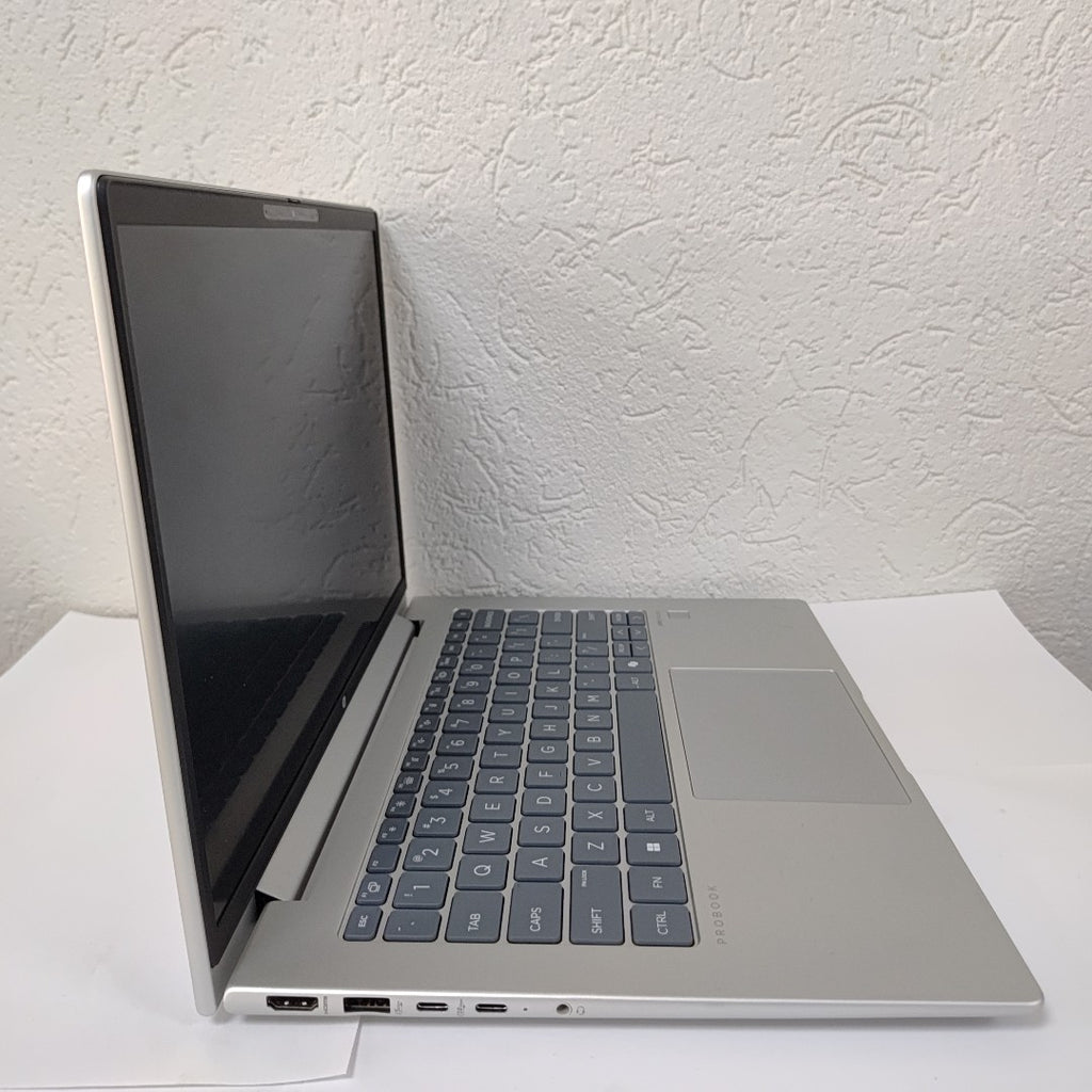 LAPTOP HP PROBOOK 445 G11 (2024 512 GB SSD 16 GB RAM (SEMINUEVO)