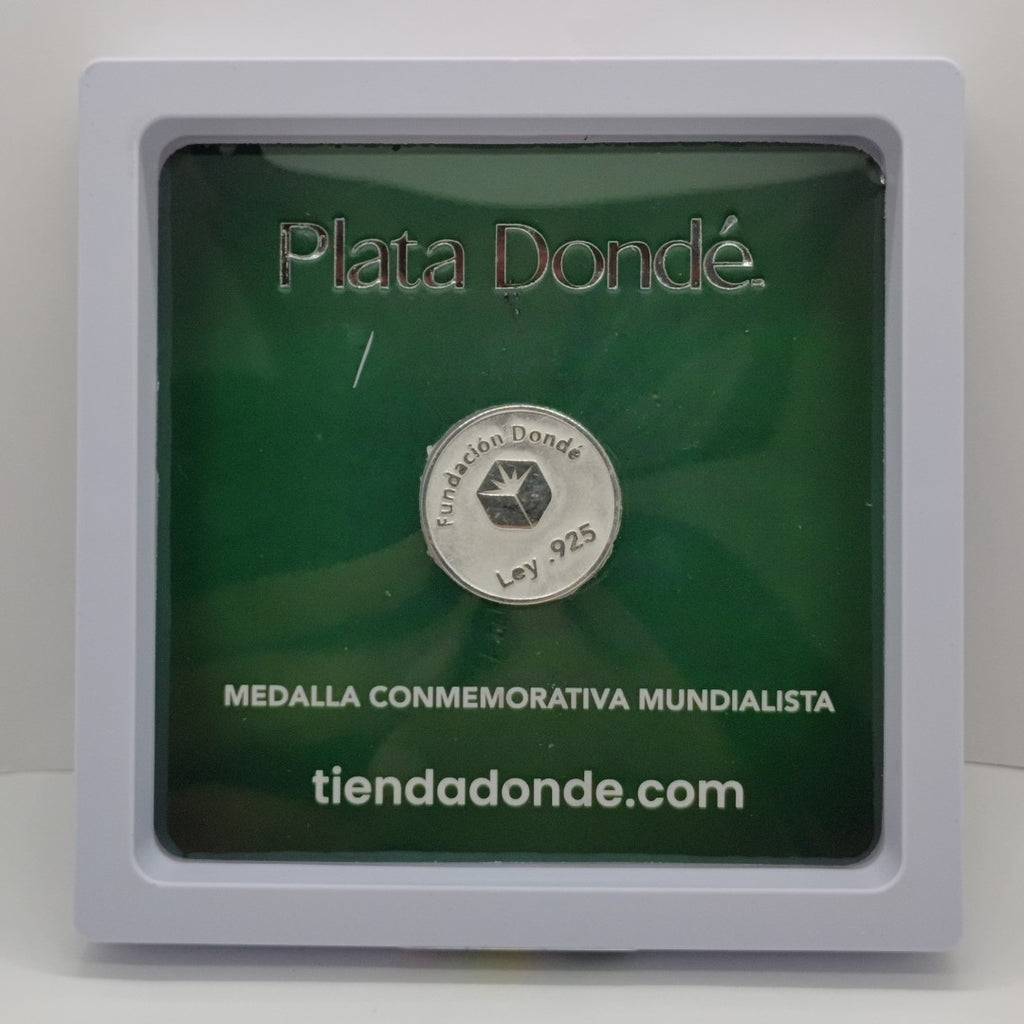MEDALLA CONMEMORATIVA FRD FÚTBOL MOTIVO ÁGUILA PLATA .925 8.9 GR (NUEVO)