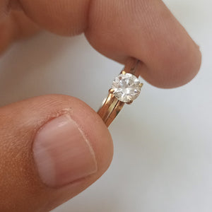SOLITARIO ORO 14 K 2.2 GRMS (SEMINUEVO)