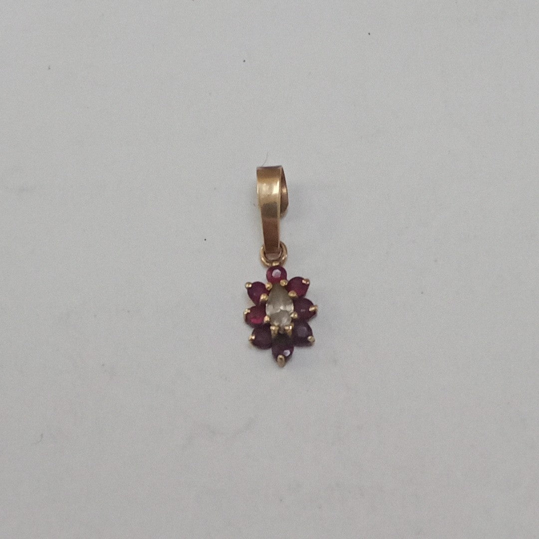 DIJE ORO 10 K 0.7 GRMS (SEMINUEVO)