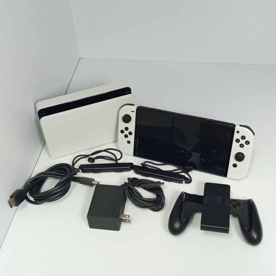 CONSOLA DE VIDEOJUEGO NINTENDO SWITCH OLED 64 GB (SEMINUEVO)