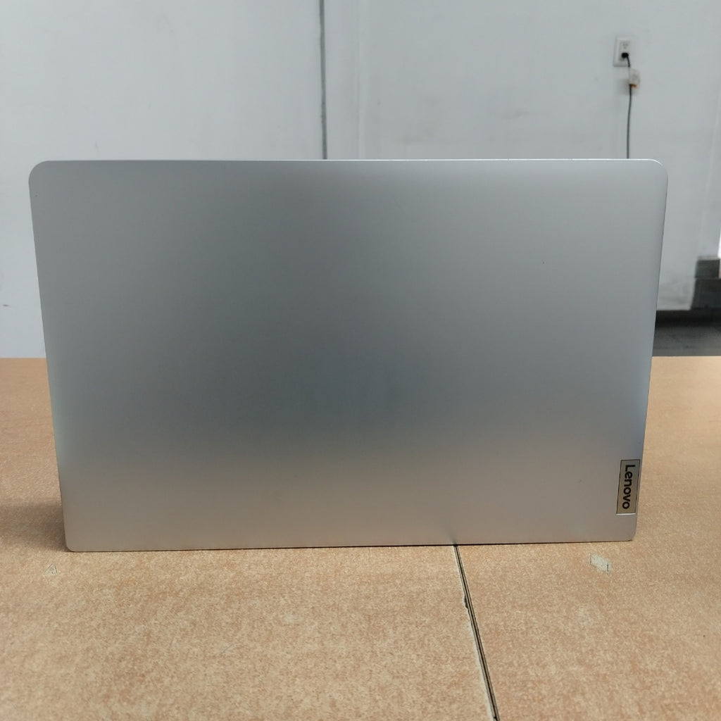 LAPTOP LENOVO IDEAPAD 1 15IGL7 (2024) 256 GB SSD 8 GB RAM (SEMINUEVO)