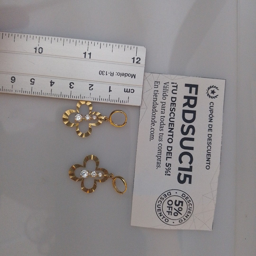 ARETES PAR ORO 14 K 3.4 GRMS (SEMINUEVO)
