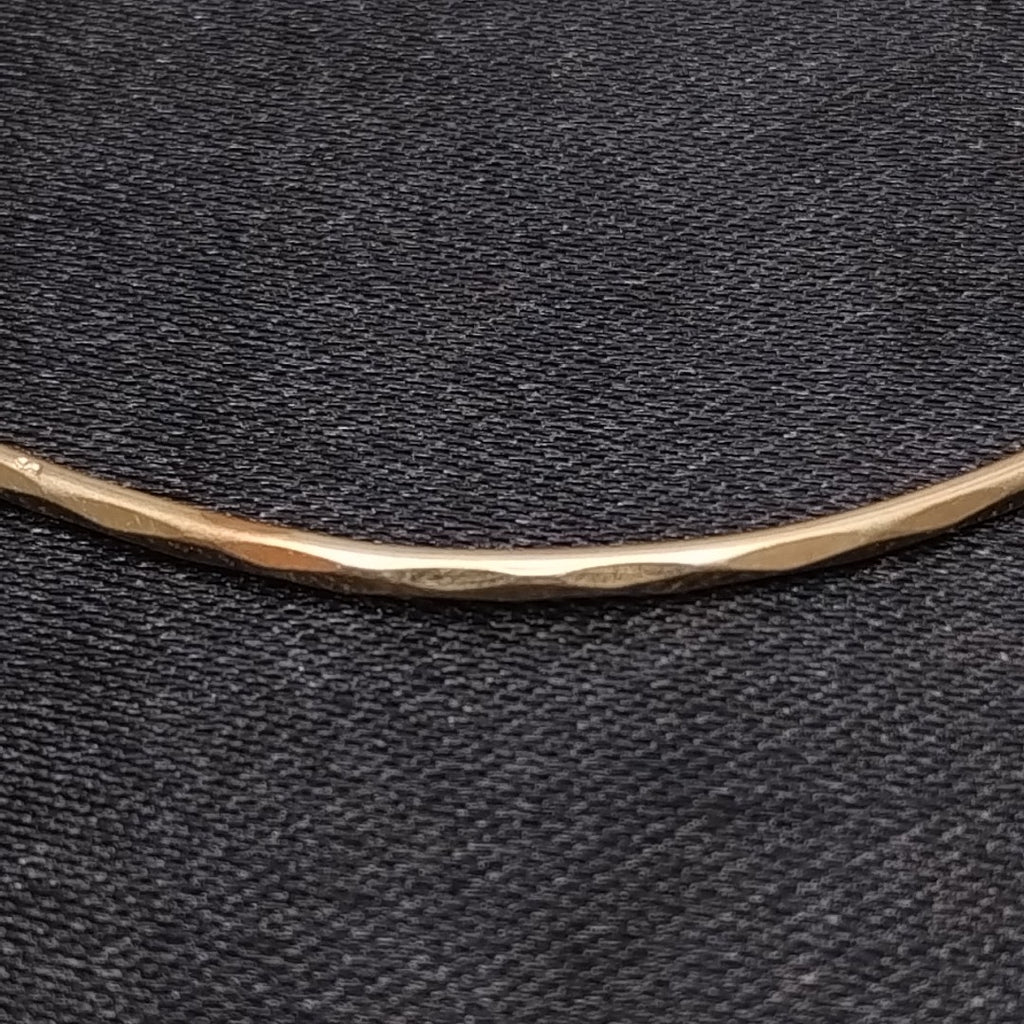 PULSERA RIGIDA ORO 14 K 2.5 GRMS (SEMINUEVO)