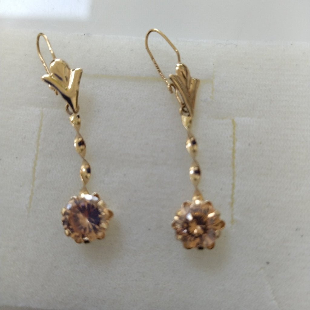 ARETES PAR ORO 14 K 2.9 GRMS (SEMINUEVO)