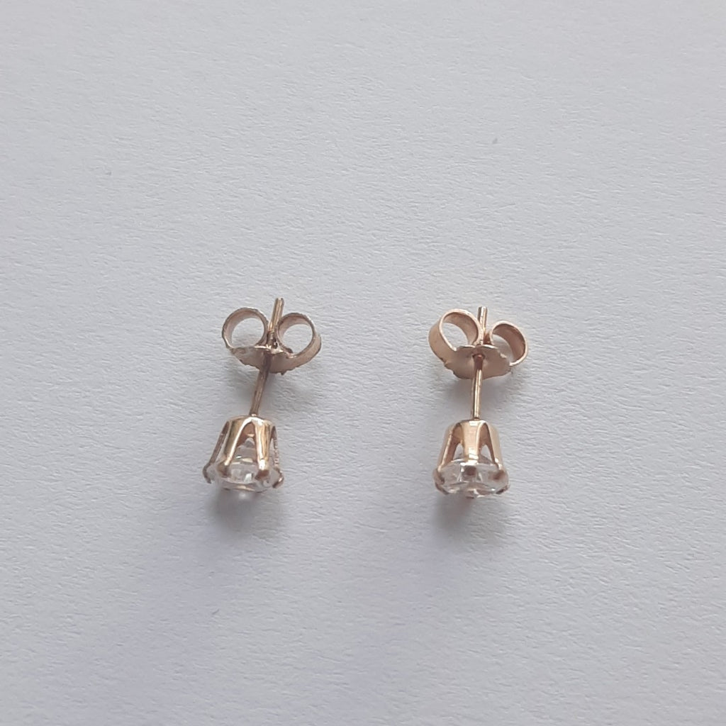 BROQUELES PAR ORO 10 K 0.5 GRMS (SEMINUEVO)