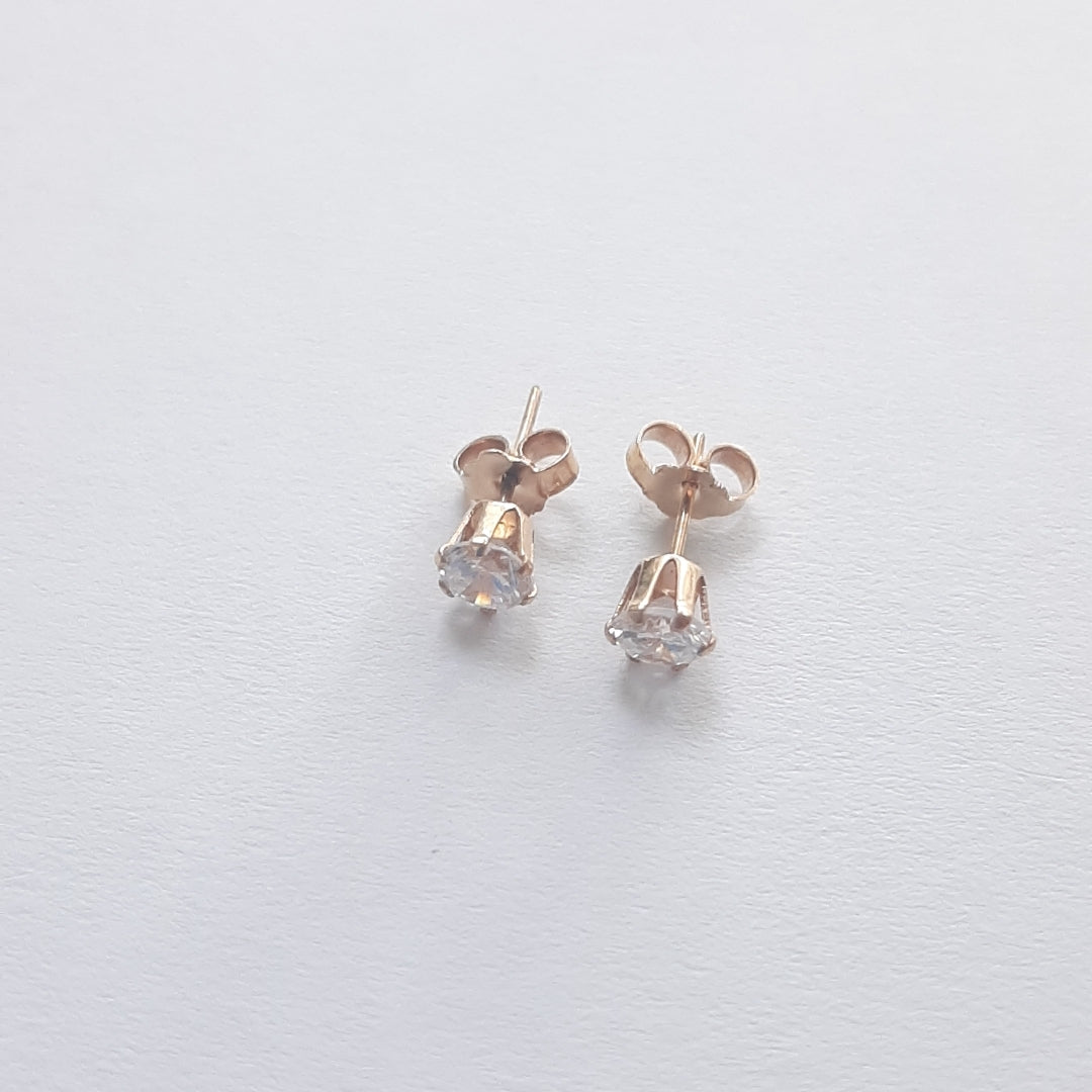 BROQUELES PAR ORO 10 K 0.5 GRMS (SEMINUEVO)