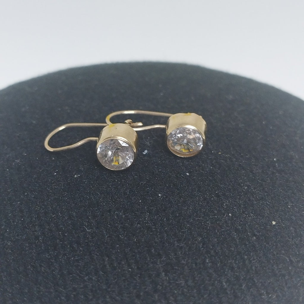 ARETES PAR ORO 14 K 1 GRMS (SEMINUEVO)
