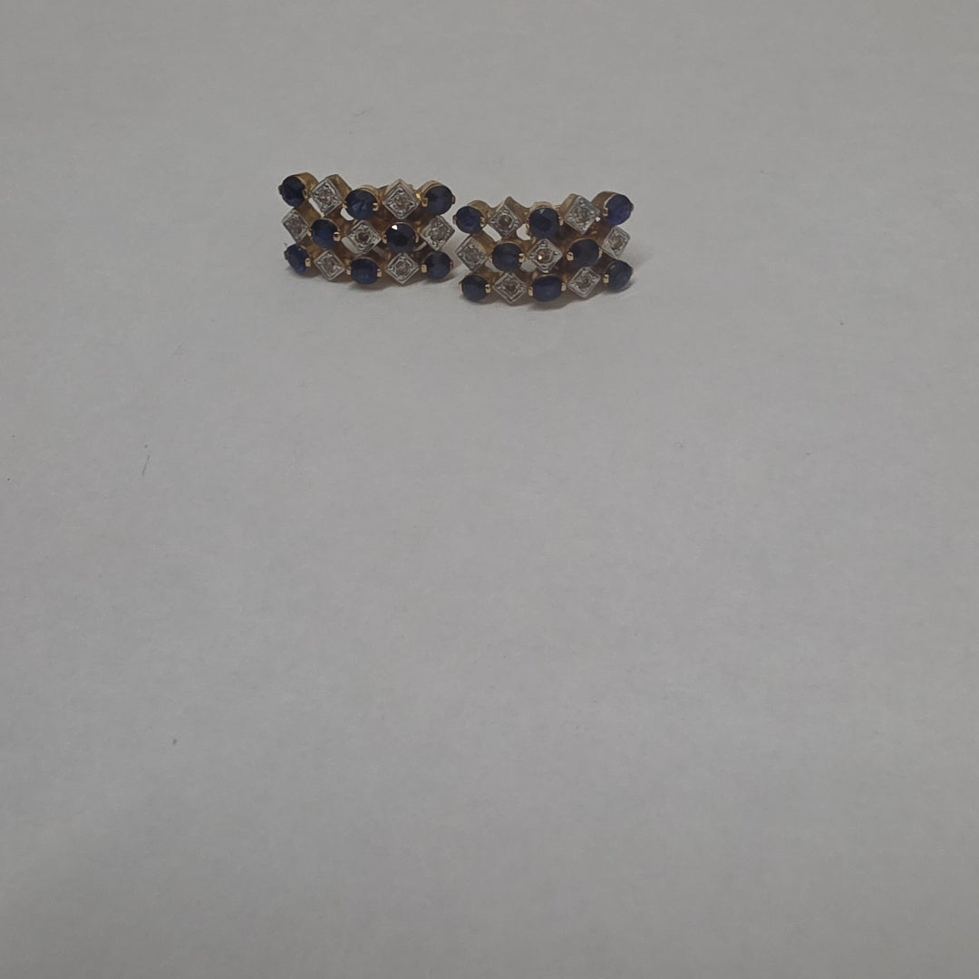 ARETES PAR ORO 18 K 5.5 GRMS (SEMINUEVO)