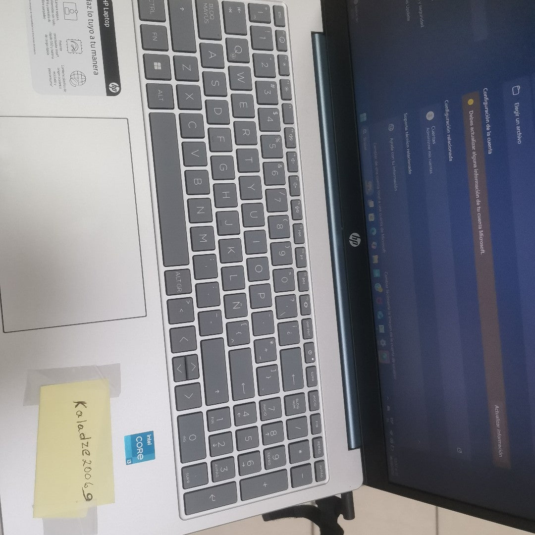 LAPTOP HP 15-FD0026LA (2024) 512 GB SSD 8 GB RAM (SEMINUEVO)