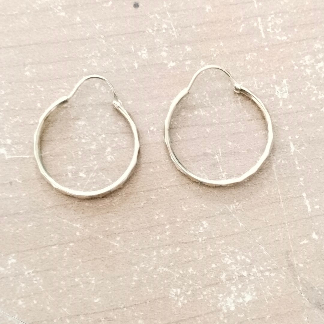 ARRACADAS PAR ORO 14 K 1.4 GRMS (SEMINUEVO)