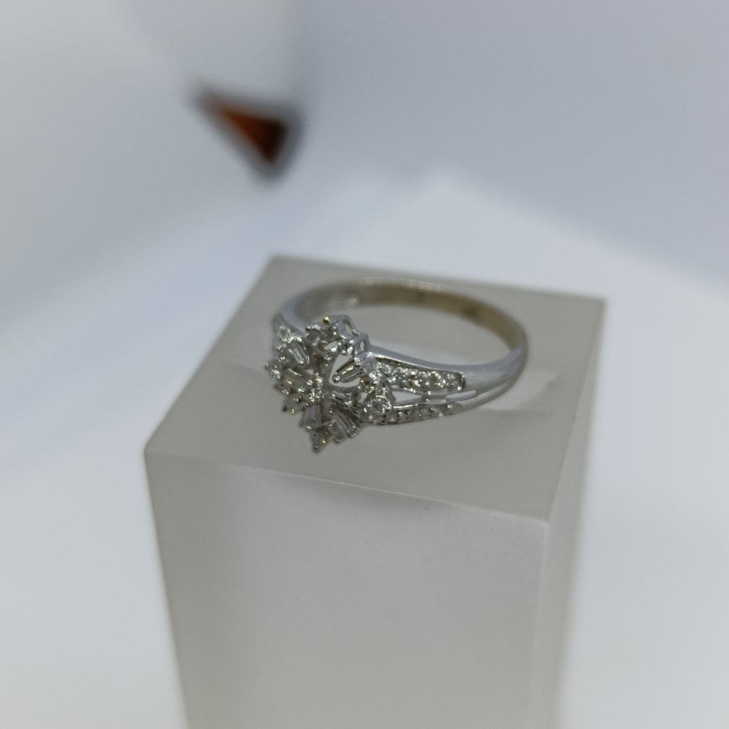 ANILLITO ORO BLANCO 14 K 2,80 GRMS (SEMINUEVO)
