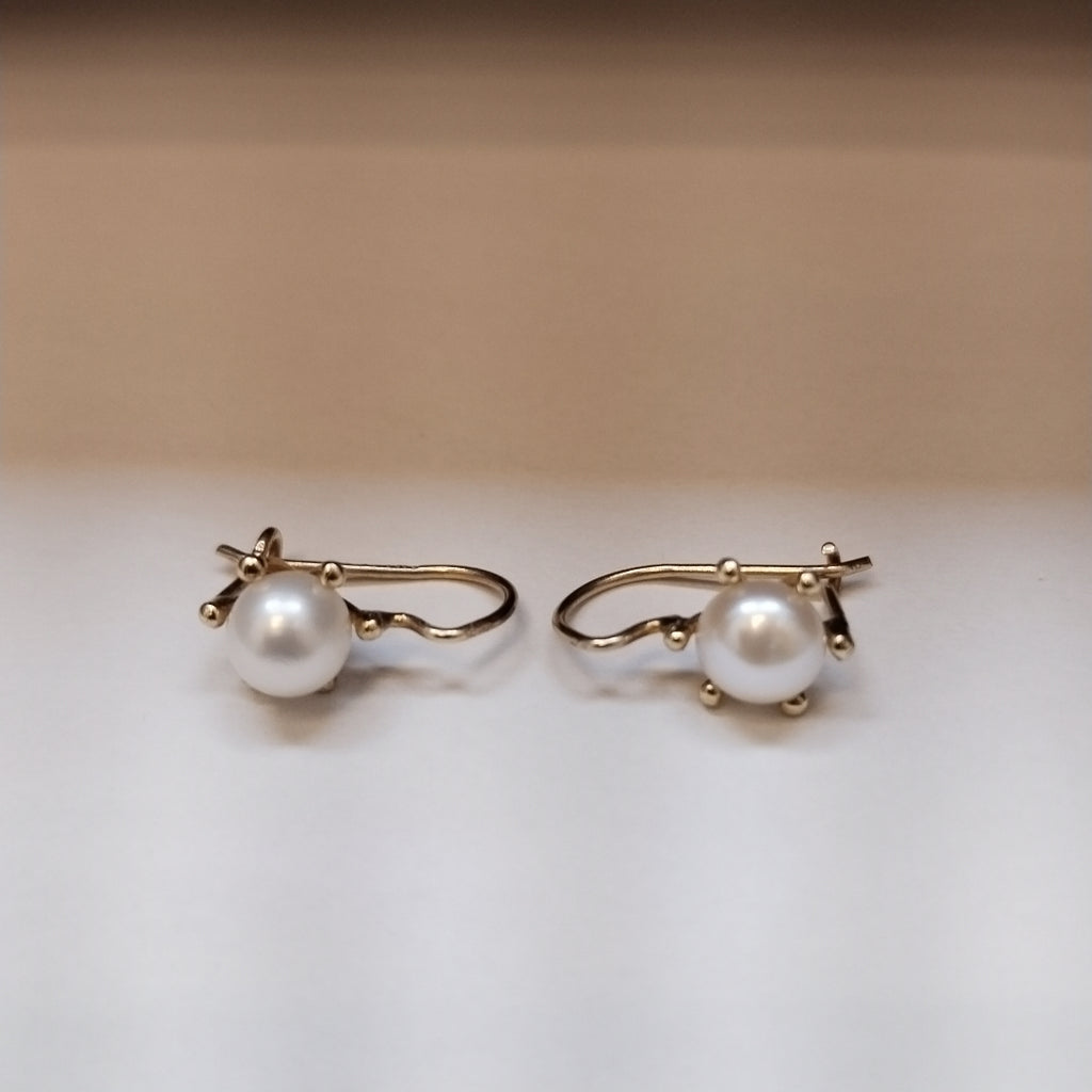 ARETES PAR ORO 14 K 1.8 GRMS (SEMINUEVO)
