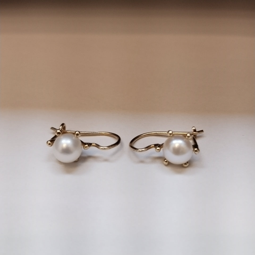 ARETES PAR ORO 14 K 1.8 GRMS (SEMINUEVO)