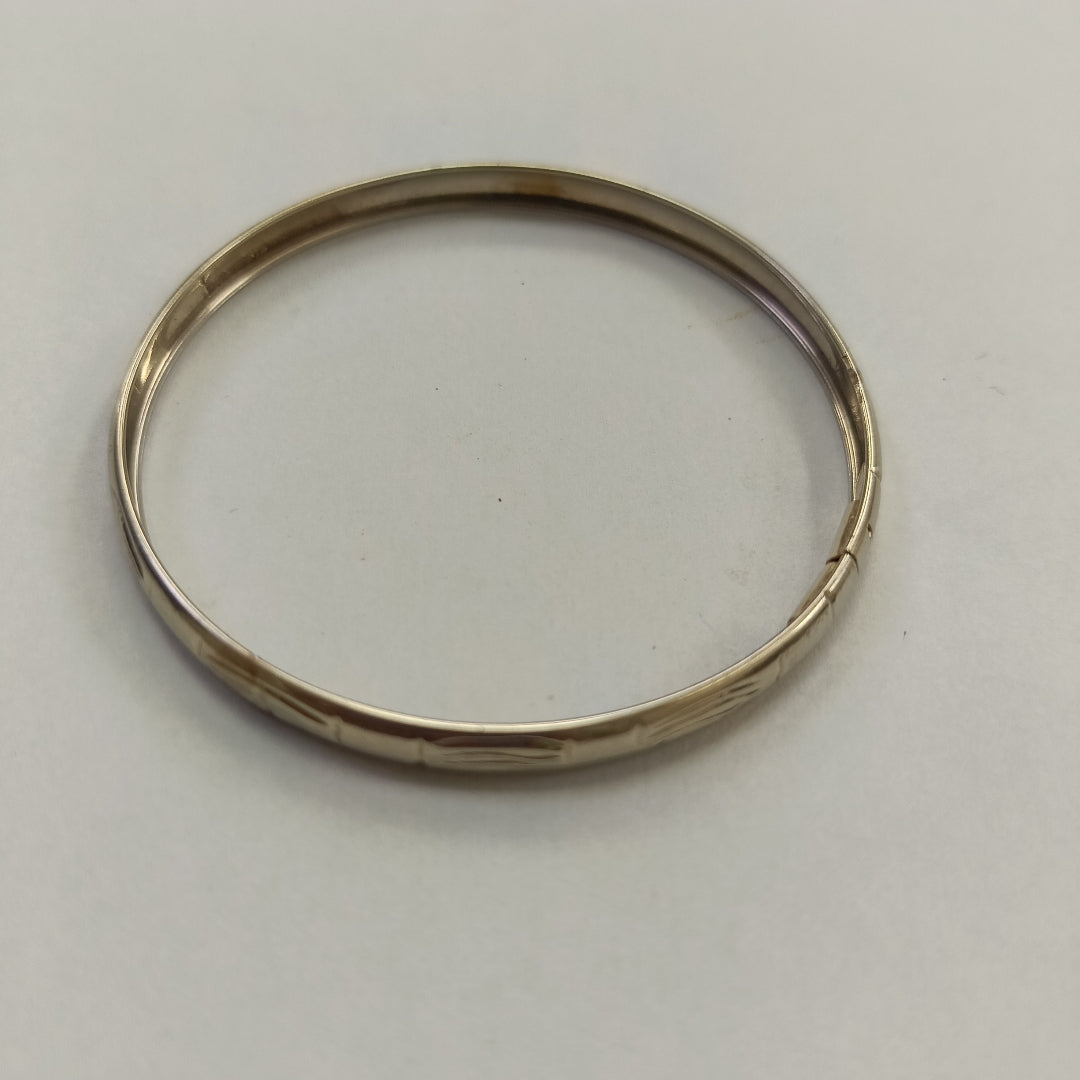 PULSERA RIGIDA ORO BLANCO 10 K 4.7 GRMS (SEMINUEVO)