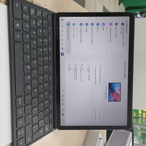 TABLETA LENOVO IDEATAB TB336FU (2025) 128 GB 8 GB RAM (SEMINUEVO)