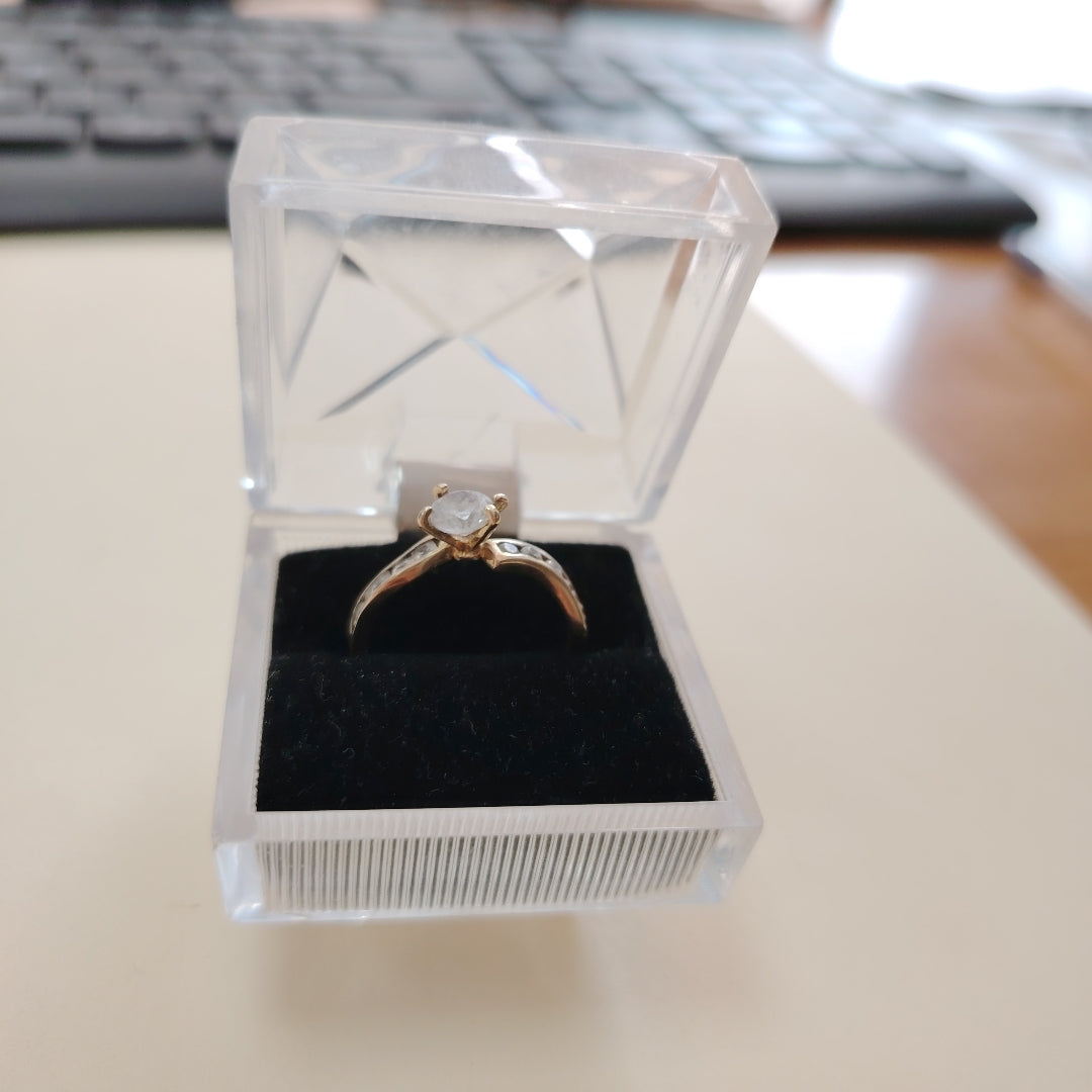 SOLITARIO ORO 10 K 1,90 GRMS (SEMINUEVO)