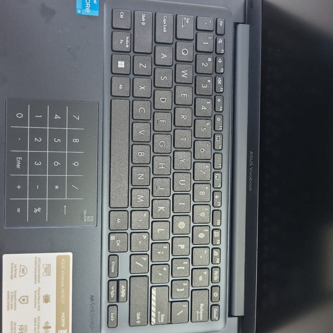 LAPTOP ASUS X1404VA-I38128 (2024) 128 GB SSD 8 GB RAM (SEMINUEVO)