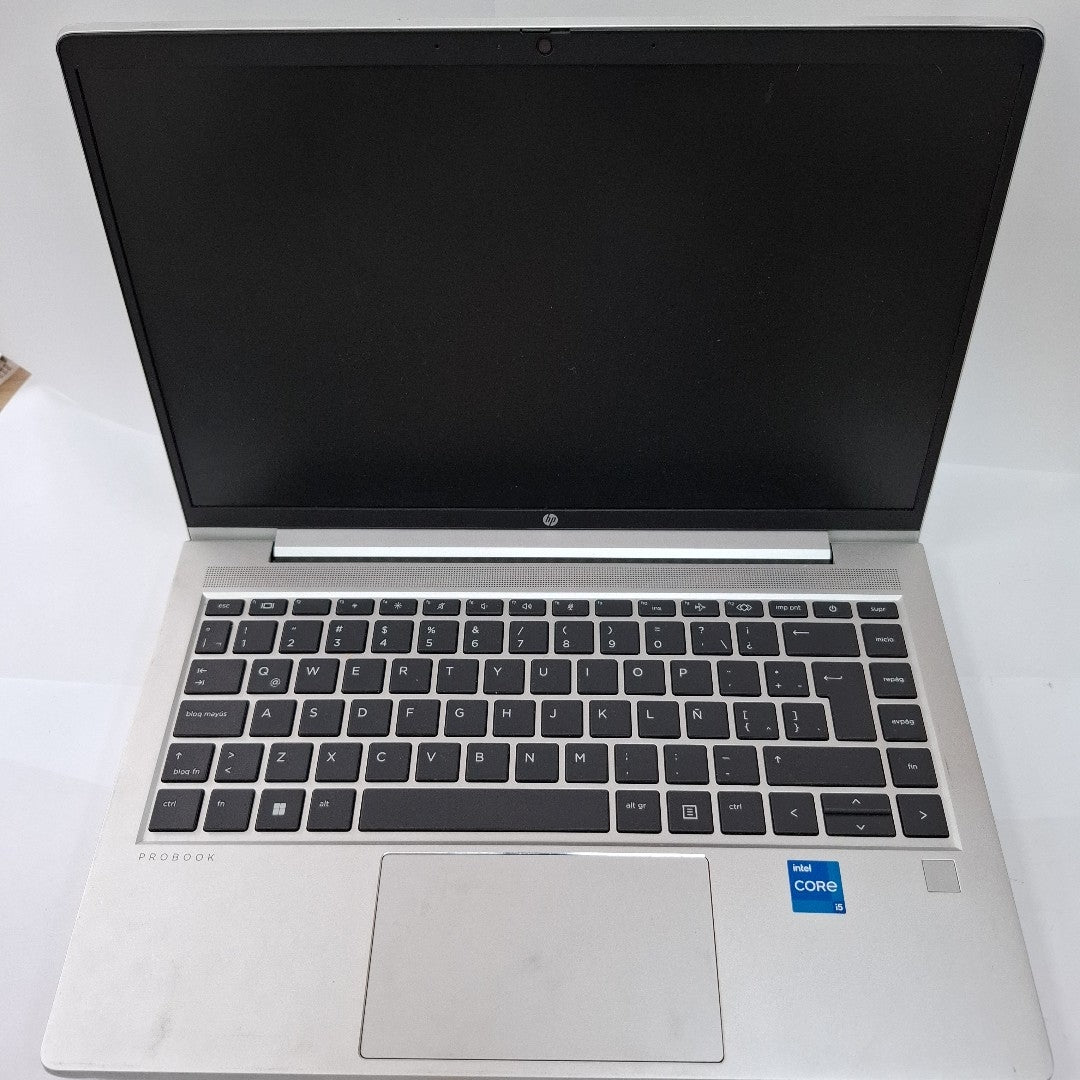 LAPTOP HP PROBOOK 440 G9 (2023) 512 GB SSD 8 GB RAM (SEMINUEVO)