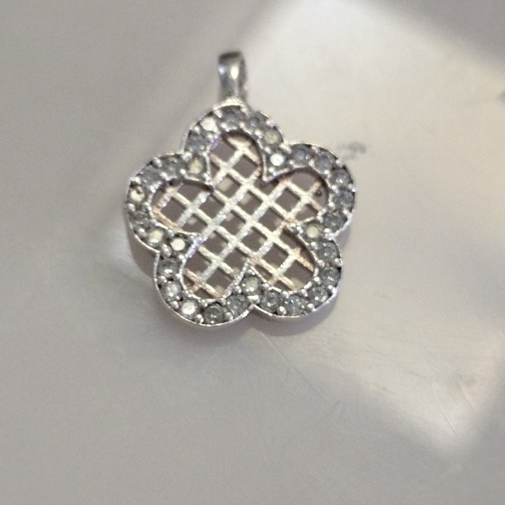 DIJE FLOR CON CIRCONIAS PLATA .925 1.8 GR (NUEVO)