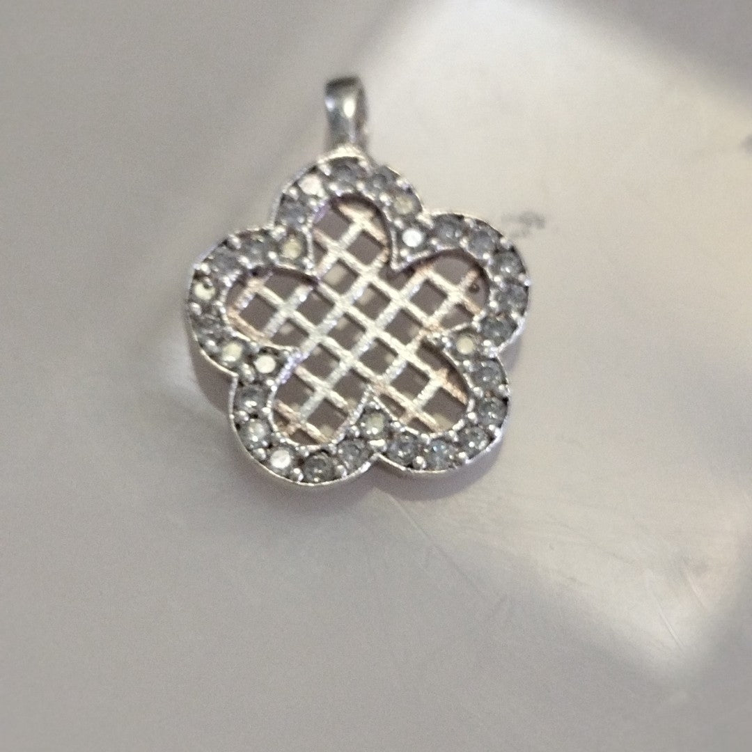 DIJE FLOR CON CIRCONIAS PLATA .925 1.8 GR (NUEVO)