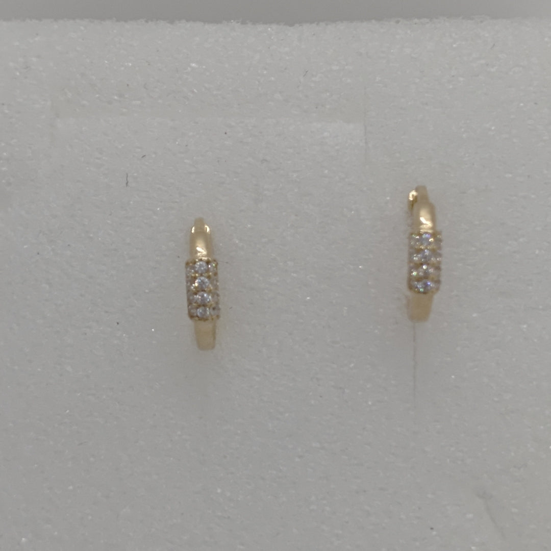 HUGGIES ORO 14K 1.4 (NUEVO)