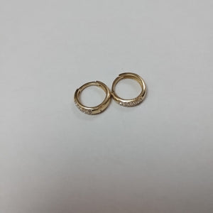 HUGGIES ORO 14K 1.5 (NUEVO)