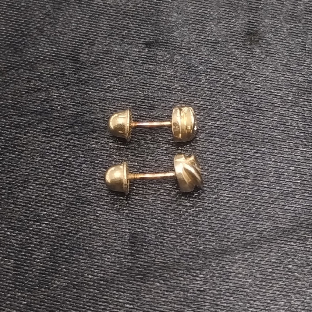 ARETES PAR ORO 10 K 0.9 GRMS (SEMINUEVO)