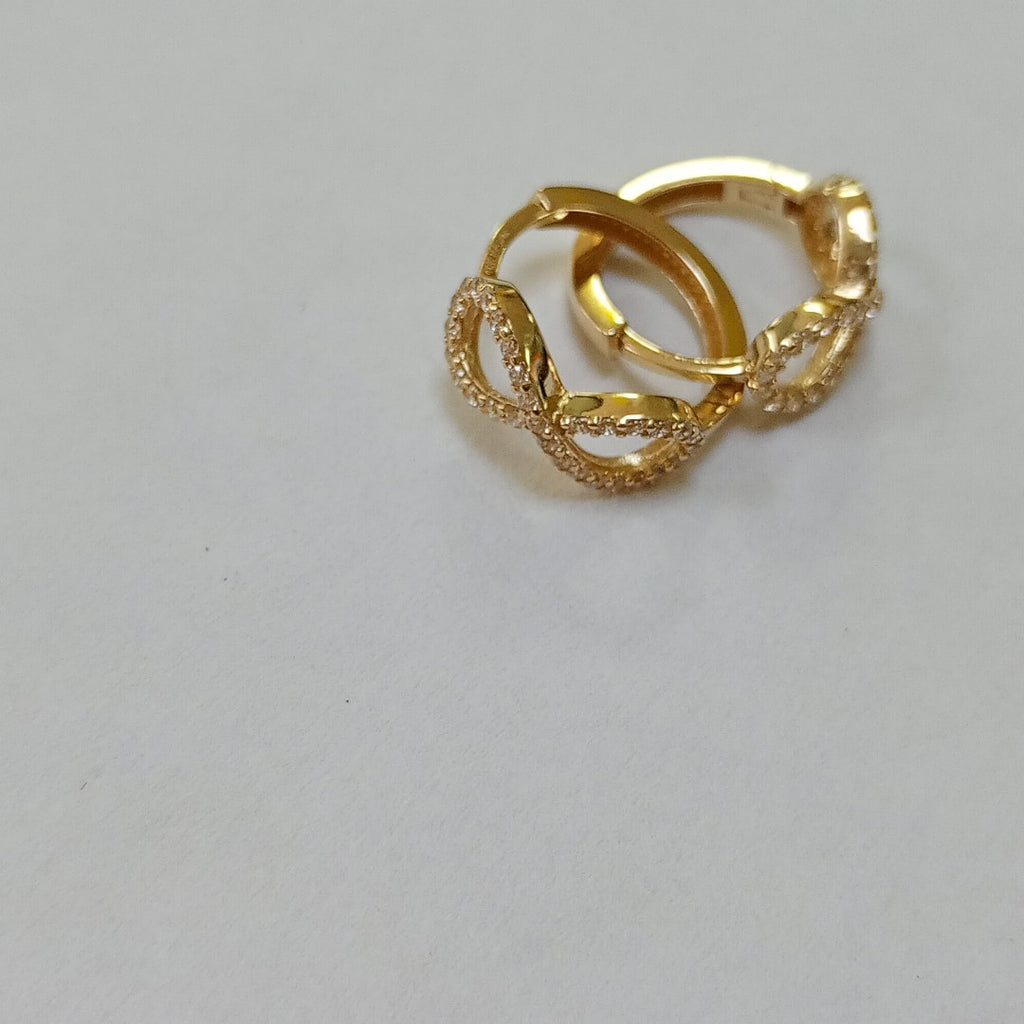 HUGGIES ORO 14K 2.1 (NUEVO)