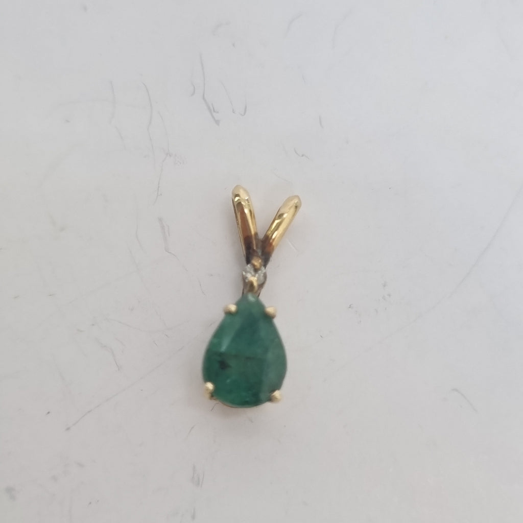 DIJE ORO 10 K 0.6 GRMS (SEMINUEVO)