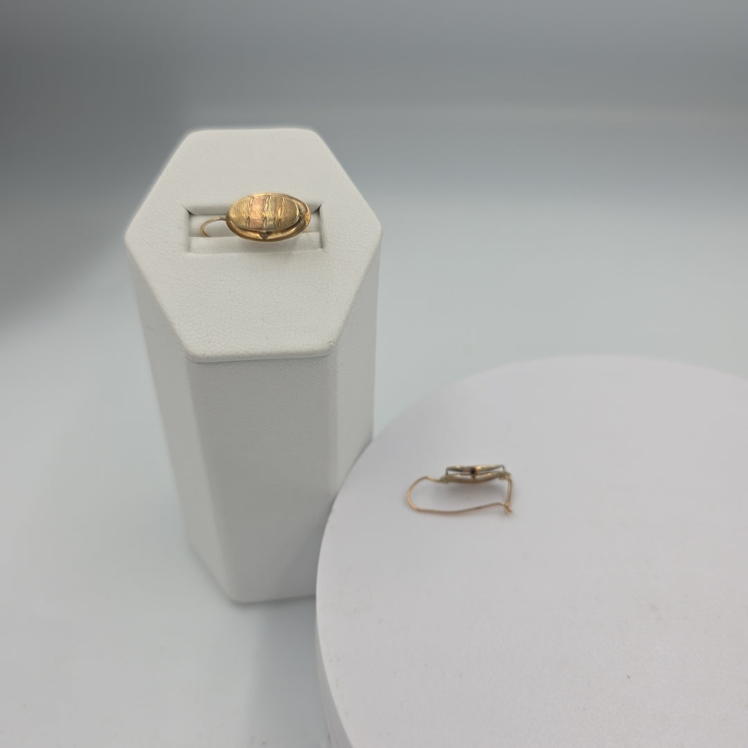 ARETES PAR ORO 8 K 1.1 GRMS (SEMINUEVO)
