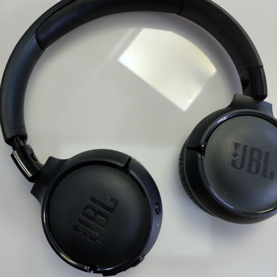AUDIFONOS JBL TUNE 520BT INALAMBRICO ON EAR (SEMINUEVO)