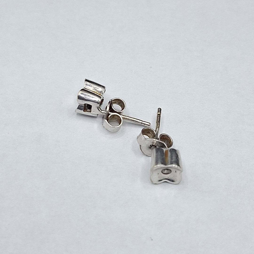 BROQUELES PAR ORO, ORO BLANCO 14 K 1.7 GRMS (SEMINUEVO)