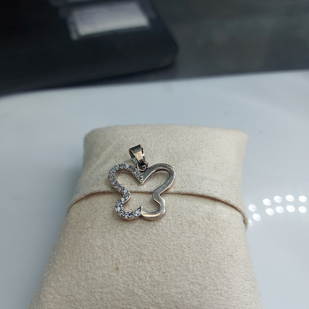 DIJE MARIPOSA C/CIRCONIAS PLATA .925 2.3 GR (NUEVO)
