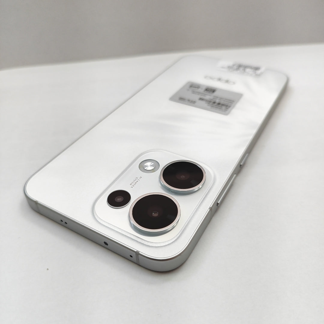 CELULAR OPPO RENO13 5G CPH2689 (2024) 512 GB 12 GB RAM (SEMINUEVO)