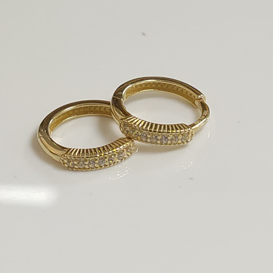 HUGGIES ORO 14K 1.3 (NUEVO)